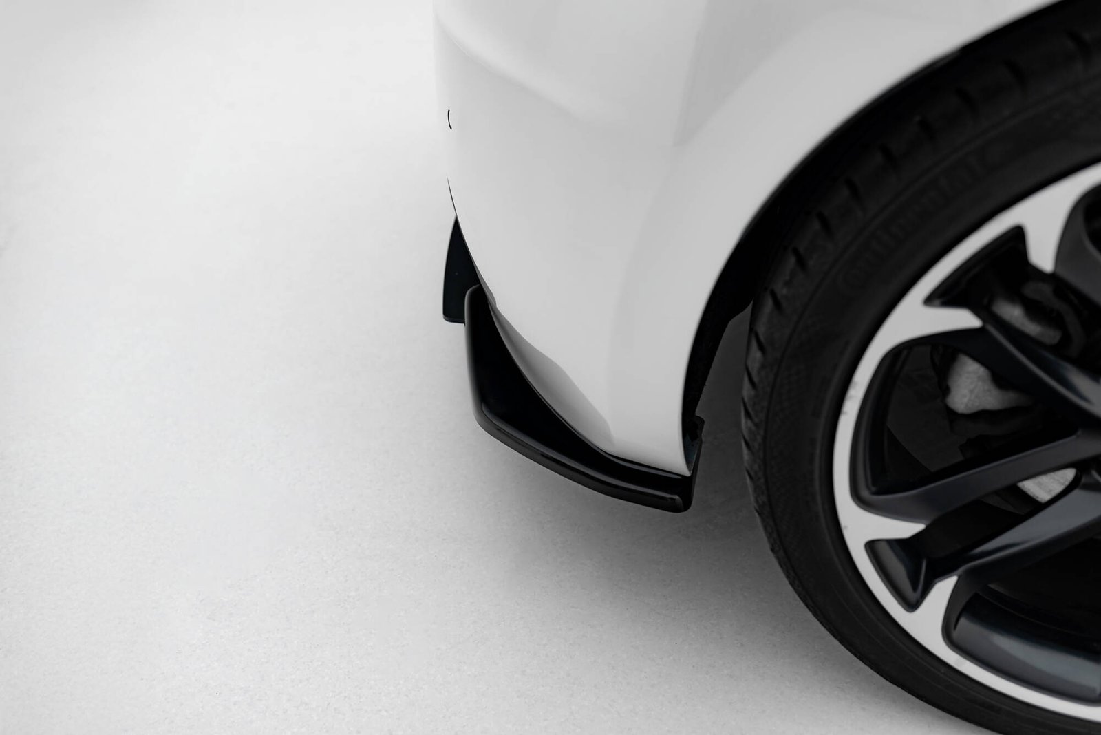 Splitters Laterales Traseros Peugeot RCZ Mk1 / Mk1 Facelift - Imagen 3