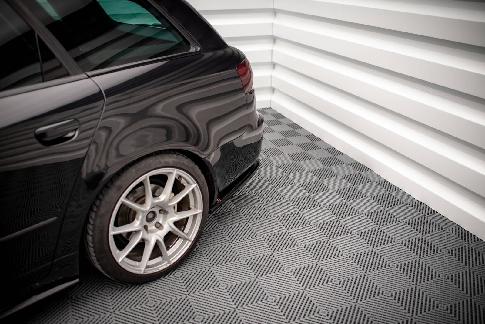Splitters Laterales Traseros Seat Exeo - Imagen 3