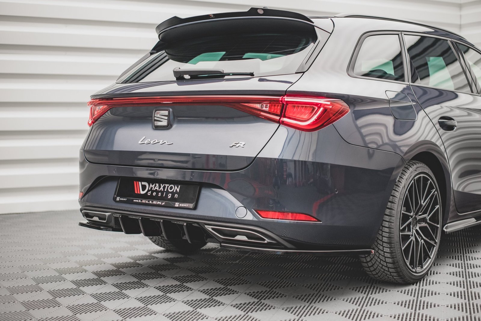Splitters Laterales Traseros Seat Leon FR ST Mk4 - Imagen 2