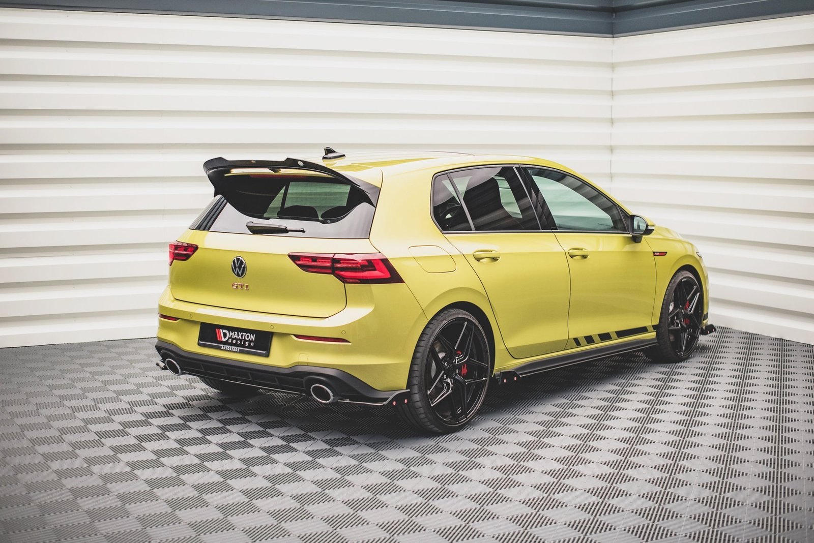 Splitters Laterales Traseros + Flaps Aerodinámicos Volkswagen Golf GTI Clubsport Mk8 - Imagen 2
