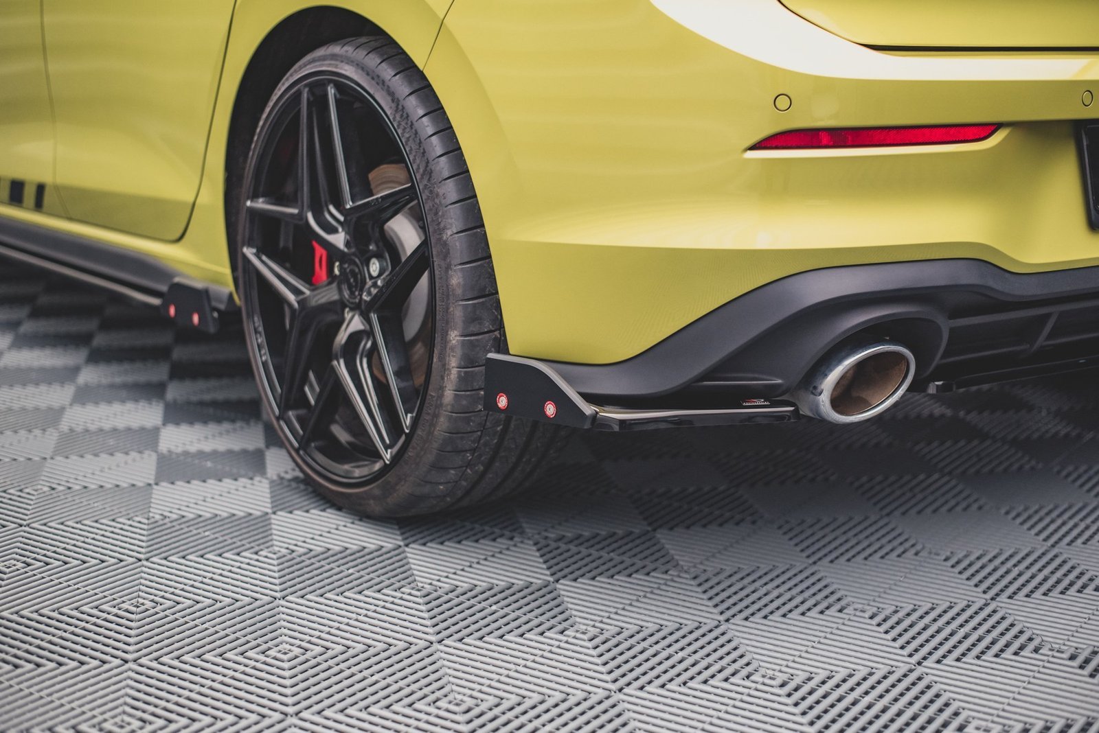 Splitters Laterales Traseros + Flaps Aerodinámicos Volkswagen Golf GTI Clubsport Mk8