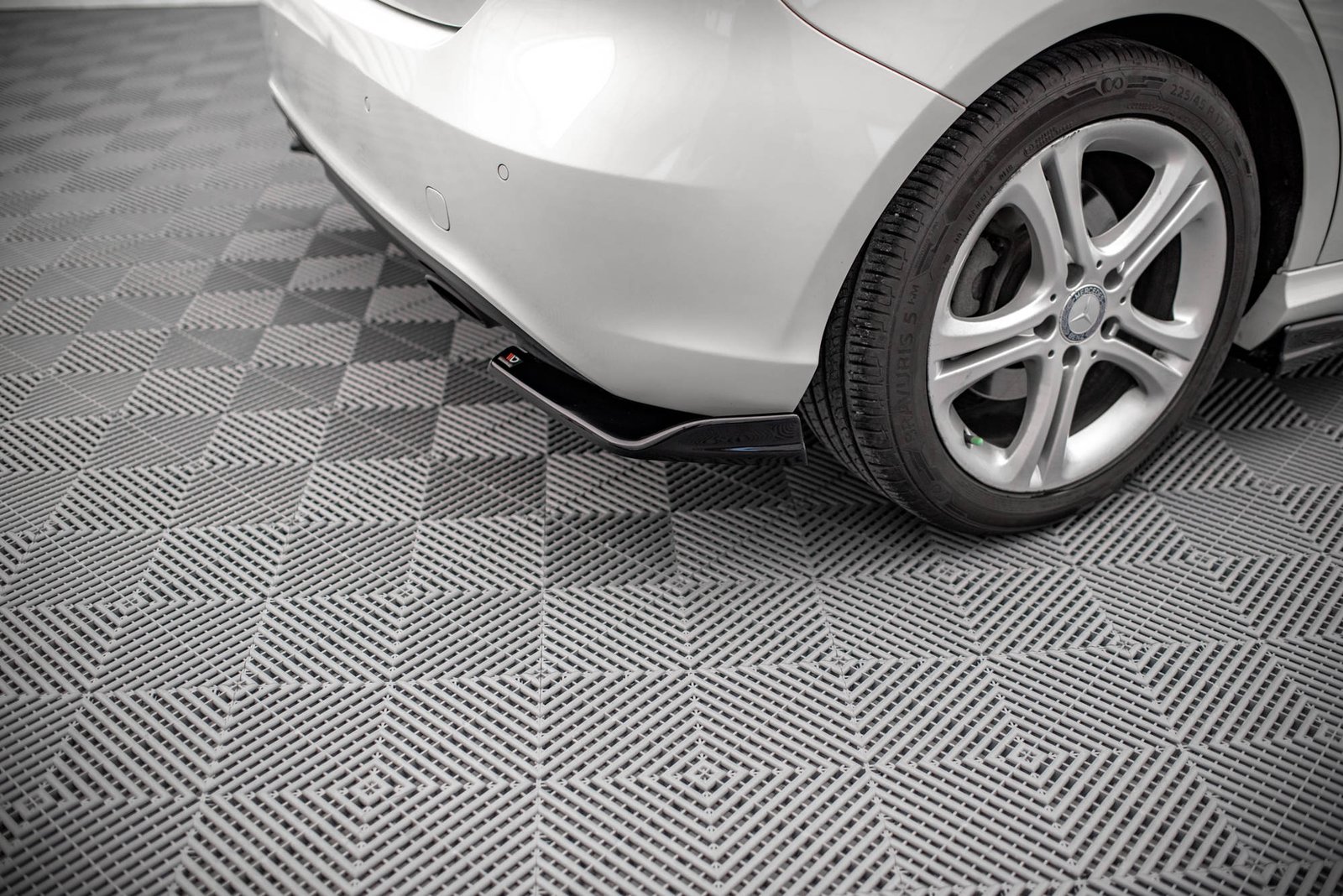 Splitters Laterales Traseros Mercedes-Benz A W176 - Imagen 2