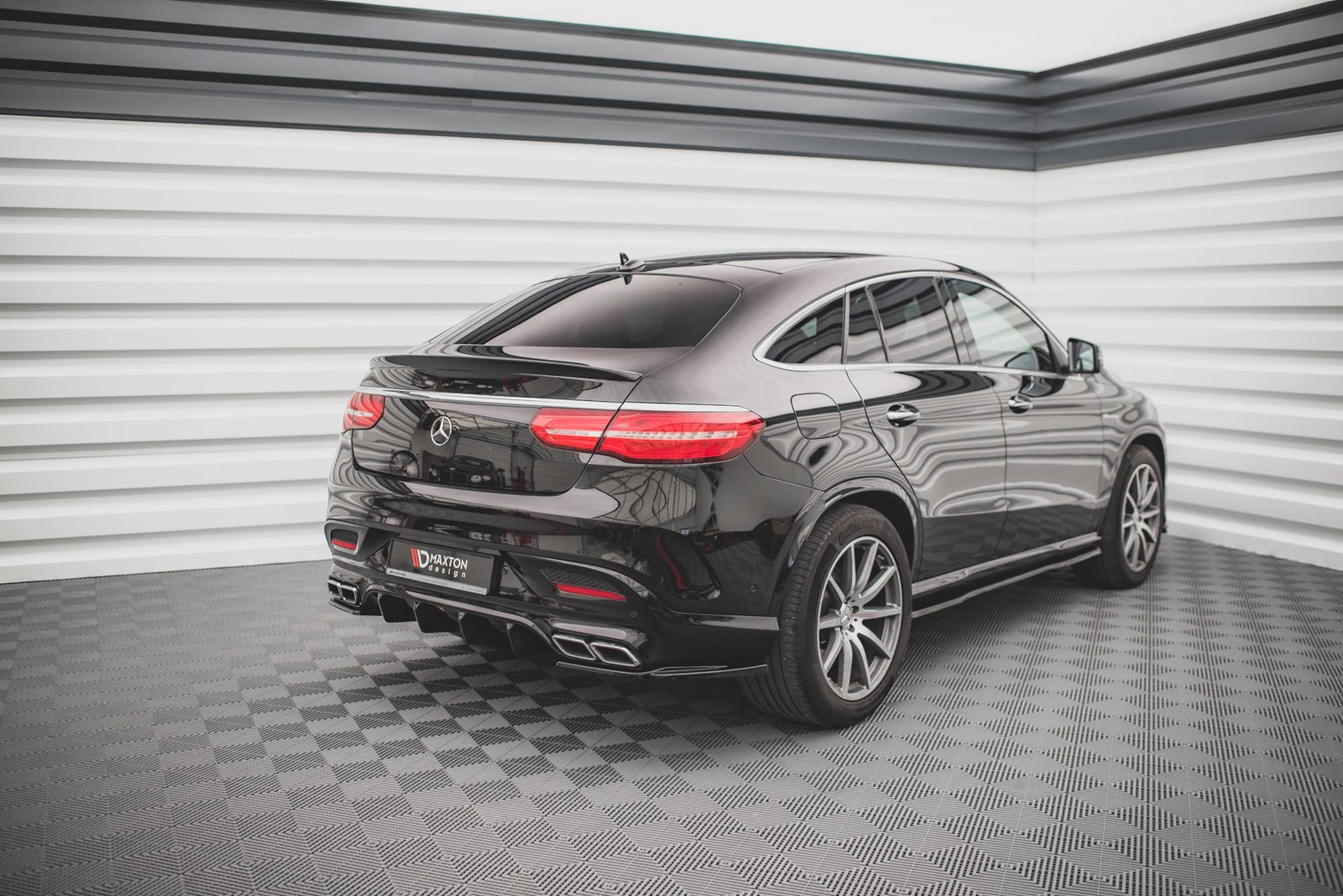 Splitters Laterales Traseros Mercedes-Benz GLE Coupe 63AMG C292 - Imagen 2