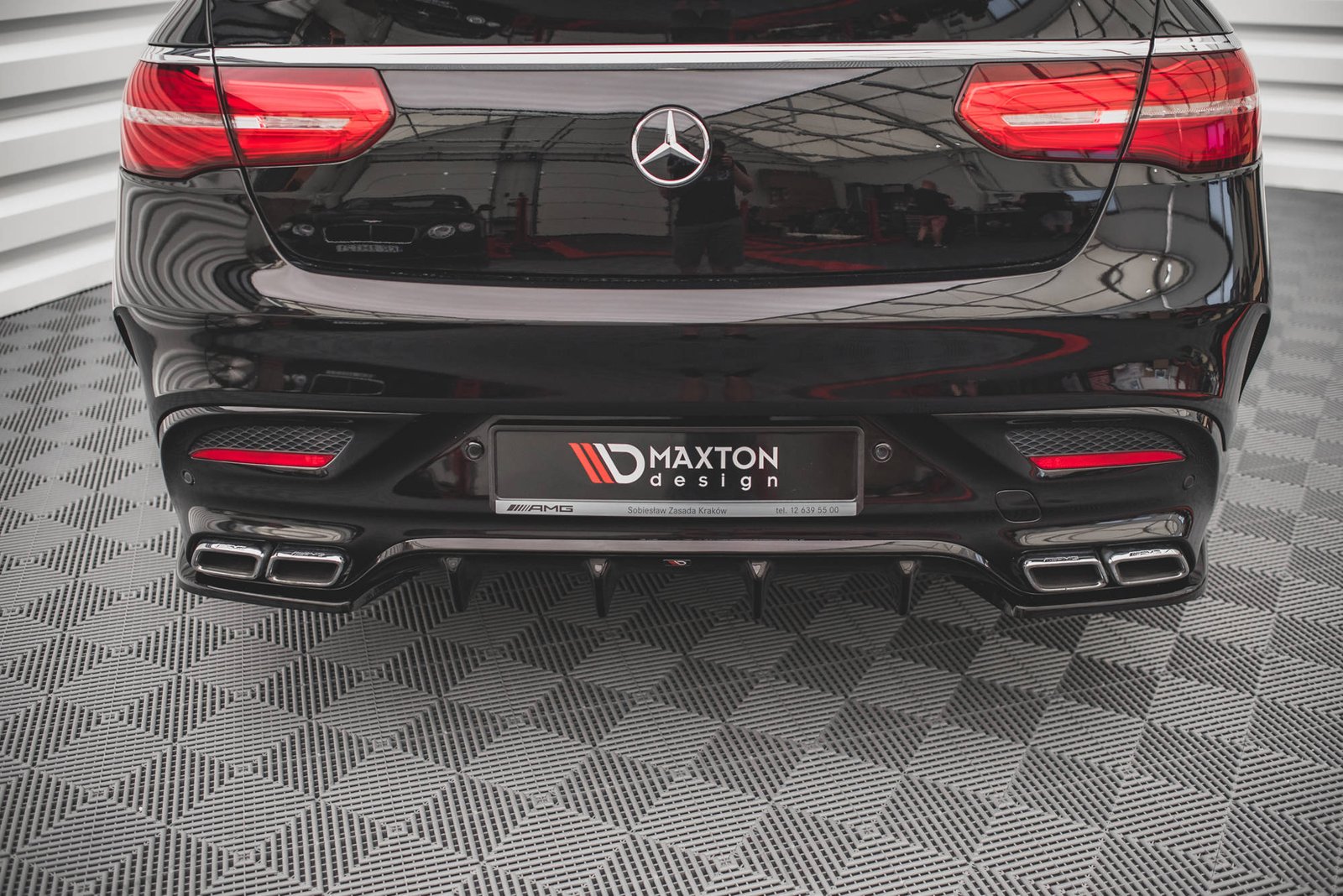 Splitters Laterales Traseros Mercedes-Benz GLE Coupe 63AMG C292 - Imagen 3