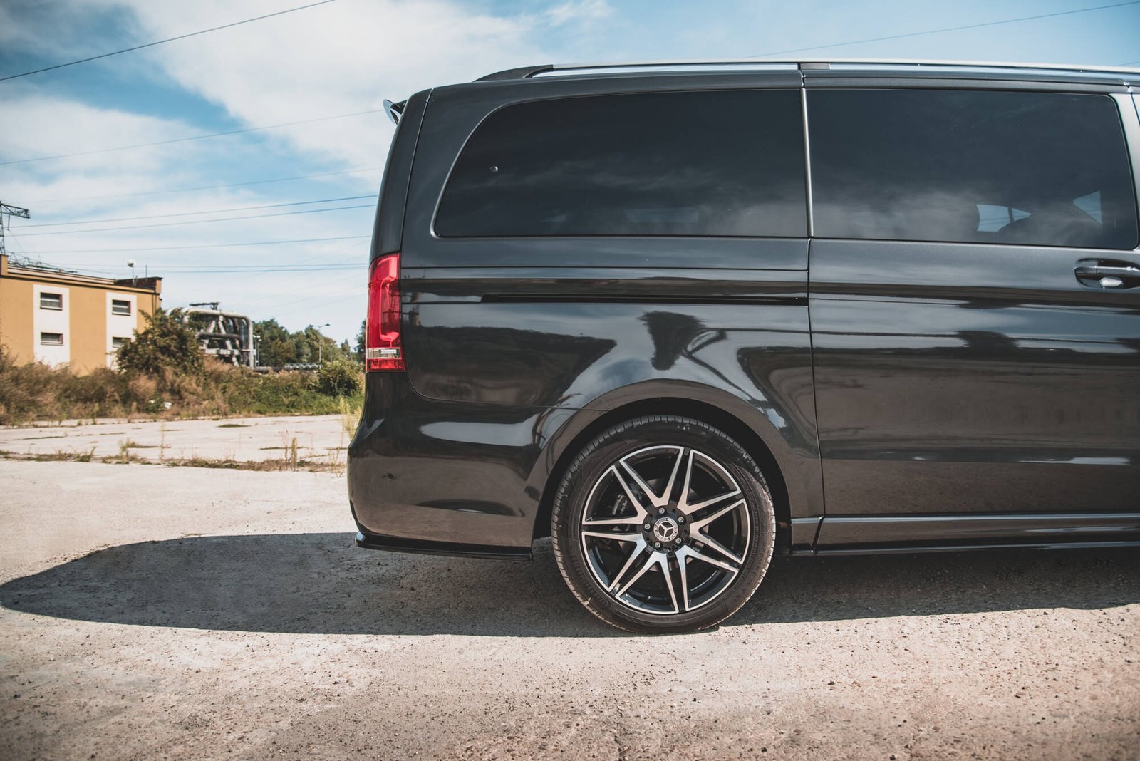 Splitters Laterales Traseros Mercedes-Benz V-Class AMG-Line W447 Facelift - Imagen 2