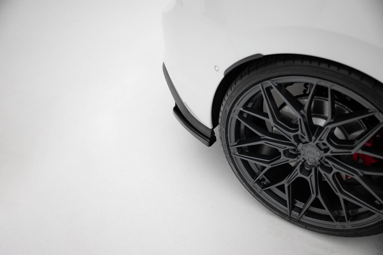 Splitters Laterales Traseros Volkswagen Golf GTI / GTE Mk8 - Imagen 8