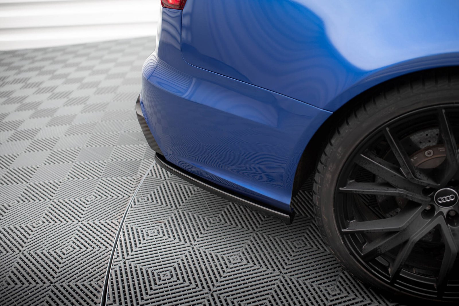 Splitters Laterales Traseros Audi RS6 C7 / C7 Facelift - Imagen 3