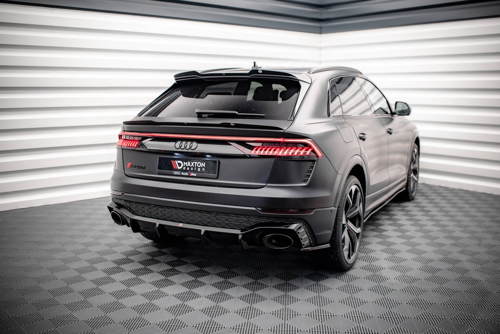 Splitters Laterales Traseros Audi RSQ8 Mk1 - Imagen 2
