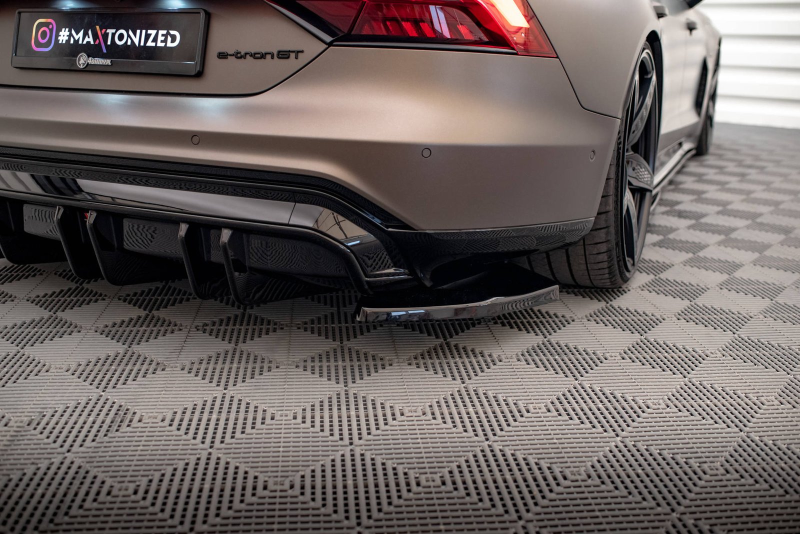 Splitters Laterales Traseros Audi e-Tron GT / RS GT Mk1
