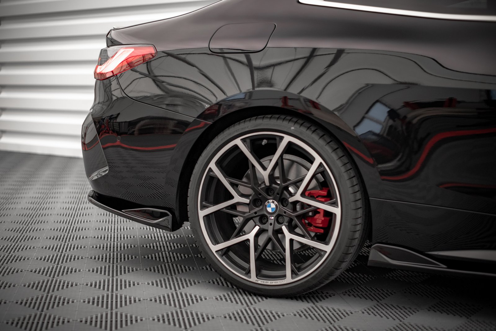 Splitters Laterales Traseros BMW 4 M-Pack G22 / G23 / G22 Facelift / G23 Facelift
