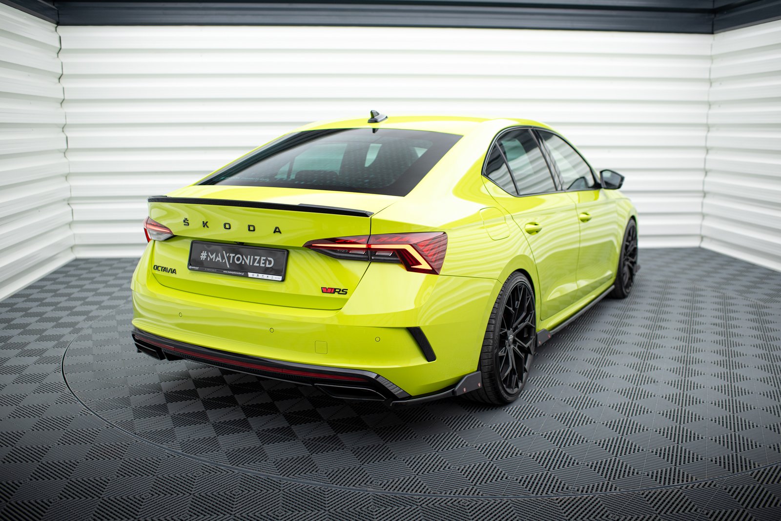 Splitters Laterales Traseros + Flaps Aerodinámicos Skoda Octavia RS Combi / Liftback Mk4 / Mk4 Facelift - Imagen 2