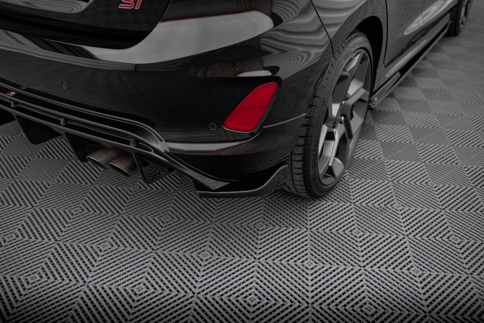 Splitters Laterales Traseros Ford FIesta Mk8 ST