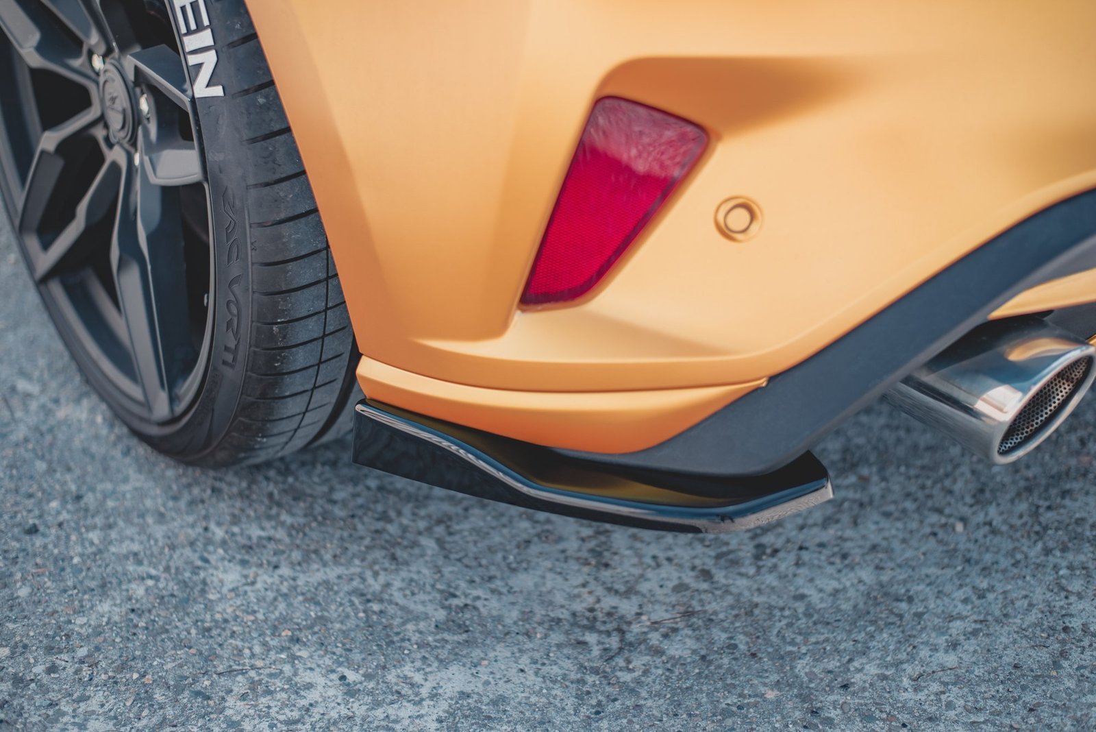 Splitters Laterales Traseros Ford Focus Hatchback ST Mk4 - Imagen 8