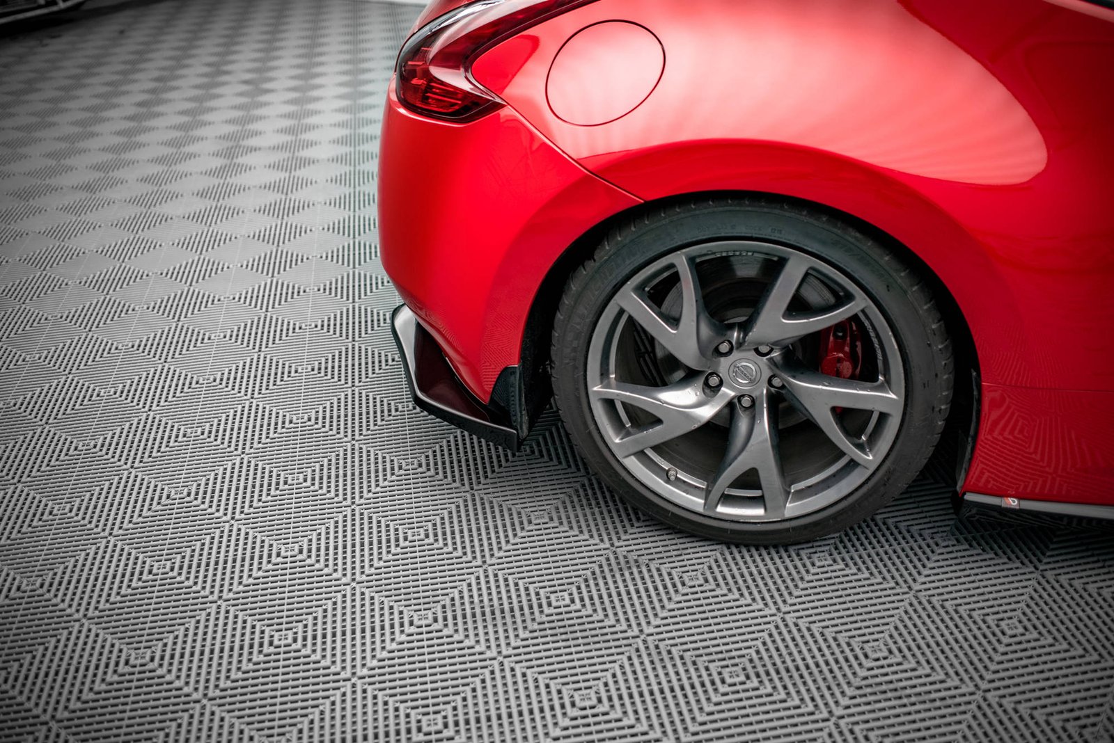 Splitters Laterales Traseros Nissan 370Z - Imagen 3