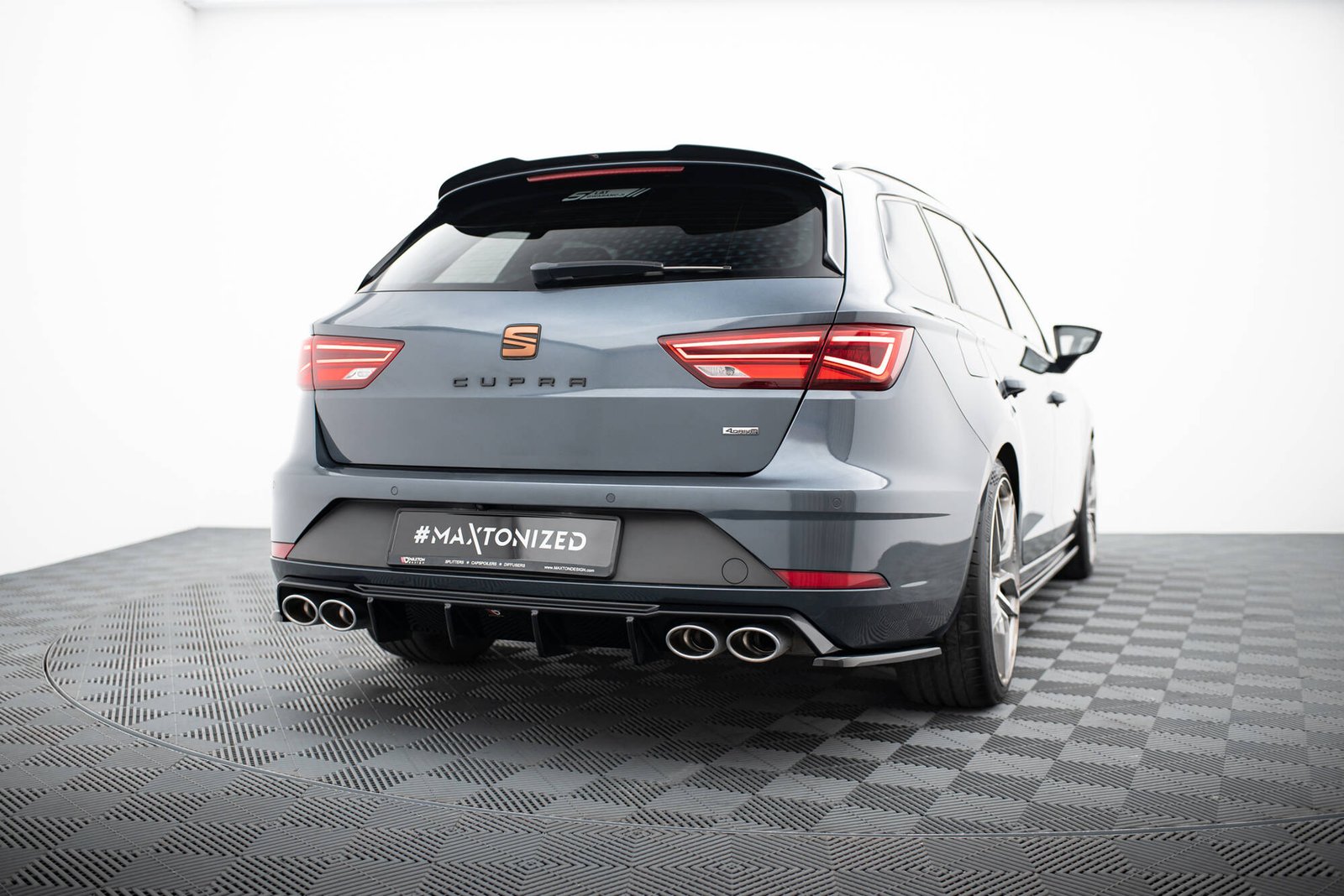 Splitters Laterales Traseros Seat Leon Cupra Mk3 FL Sportstourer - Imagen 2