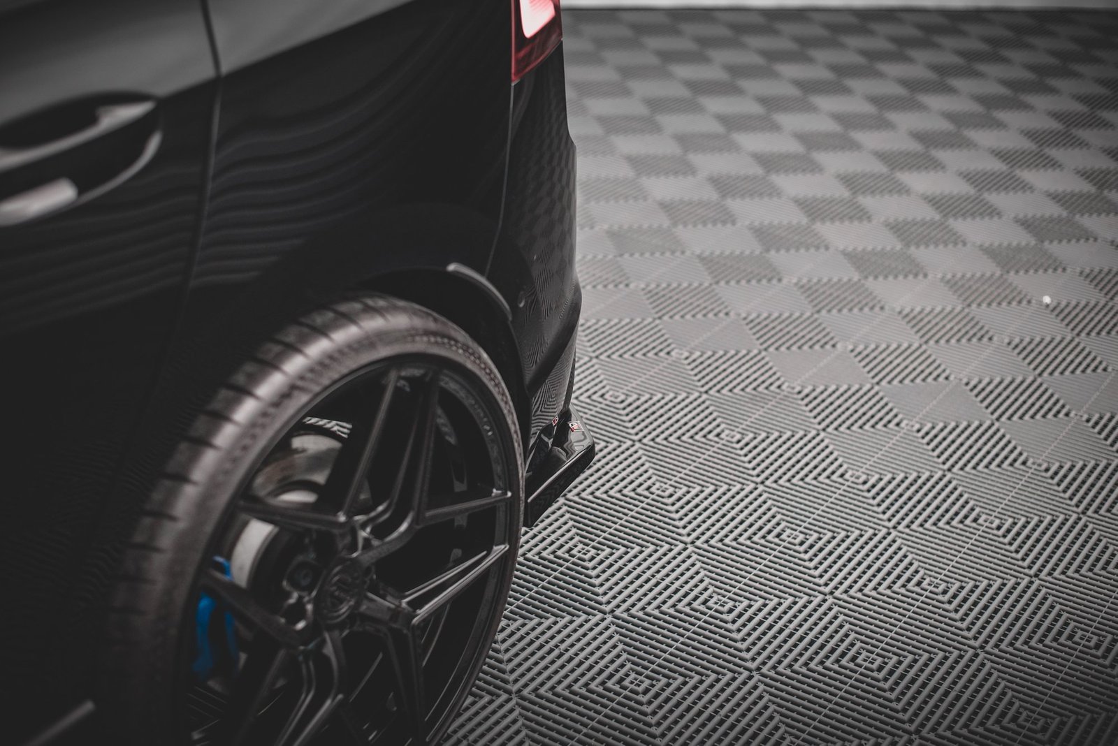 Splitters Laterales Traseros for Volkswagen Golf R Hatchback Mk8 - Imagen 6