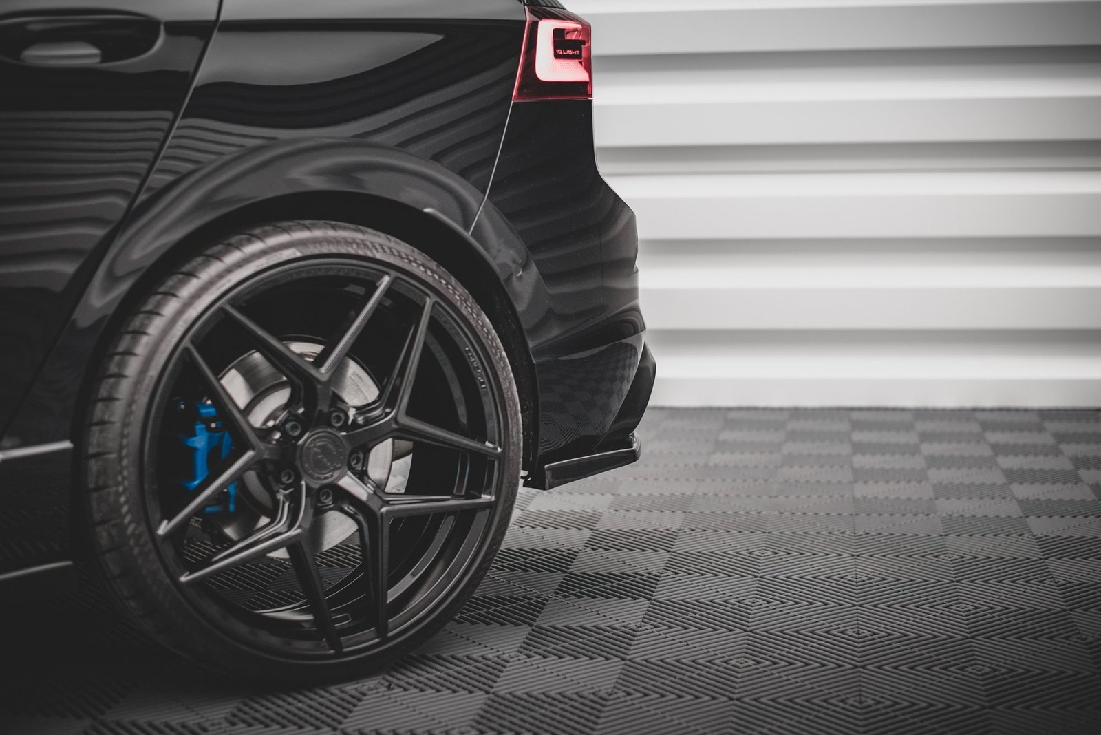 Splitters Laterales Traseros for Volkswagen Golf R Hatchback Mk8 - Imagen 2