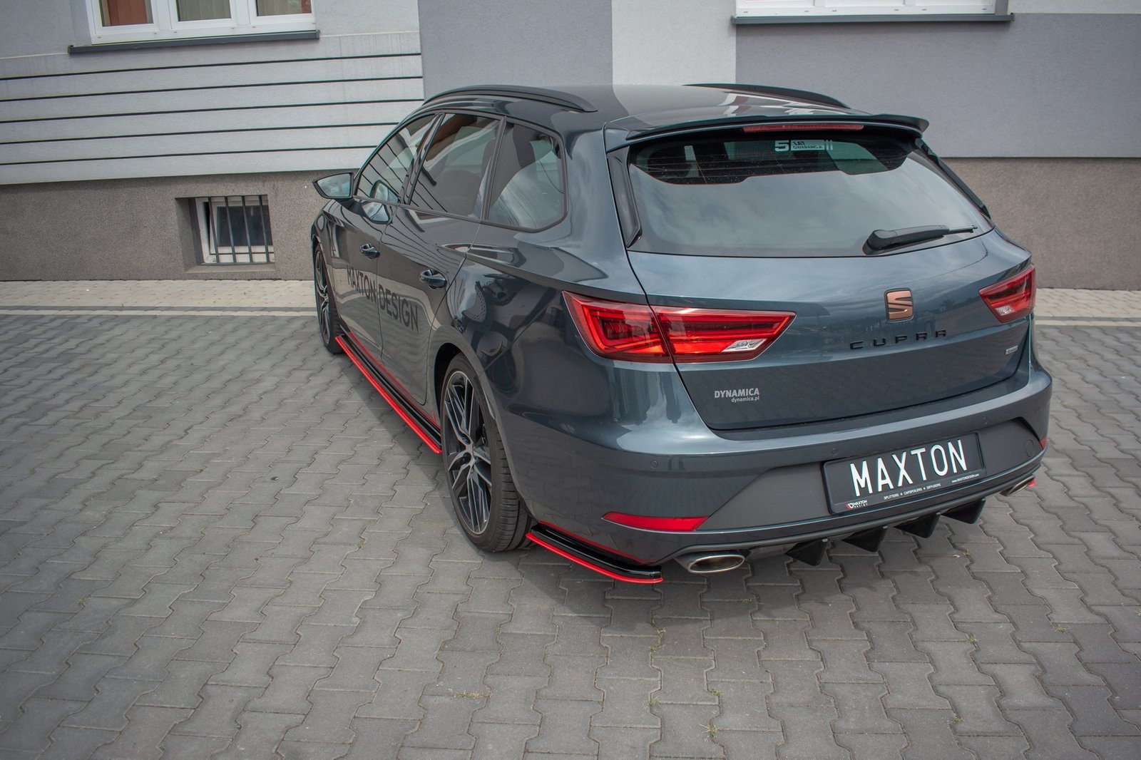 Splitters Laterales Traseros Seat Leon Cupra Mk3 FL Sportstourer - Imagen 2