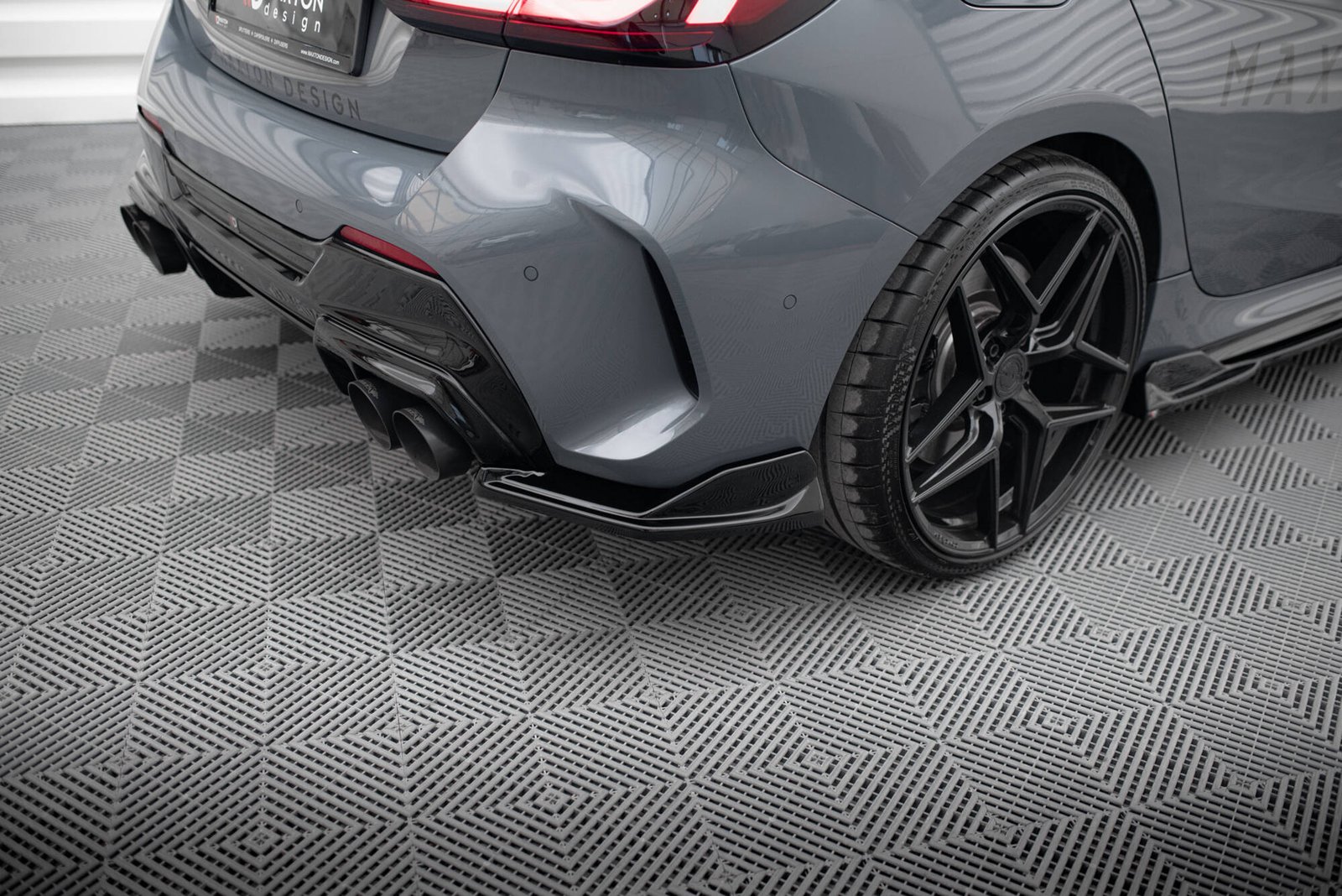 Splitters Laterales Traseros for BMW 1 M-Pack / M135i / 128ti F40
