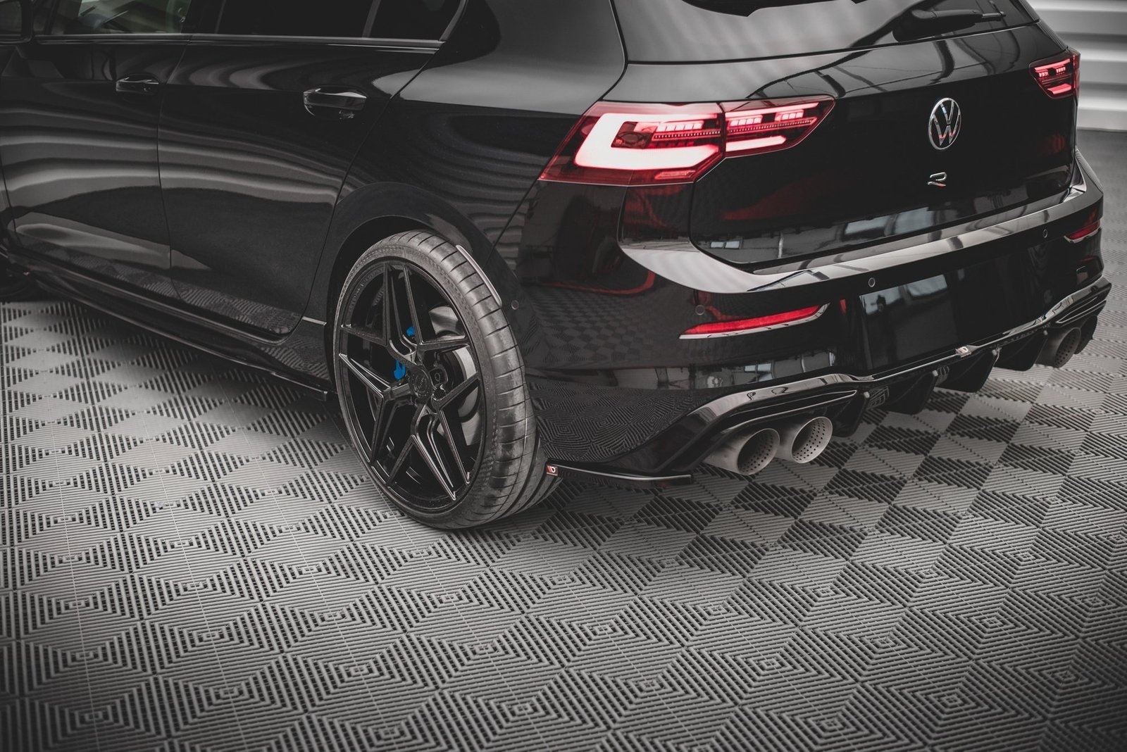 Splitters Laterales Traseros for Volkswagen Golf R Hatchback Mk8 - Imagen 3