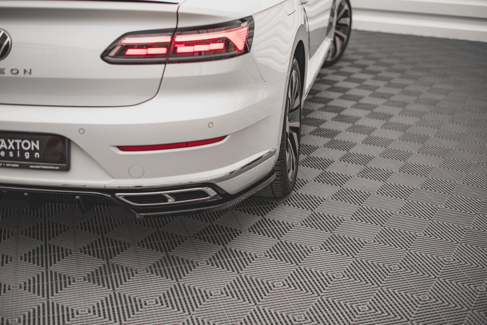 Splitters Laterales Traseros Volkswagen Arteon R-Line Sedan / Shooting Brake Mk1 Facelift