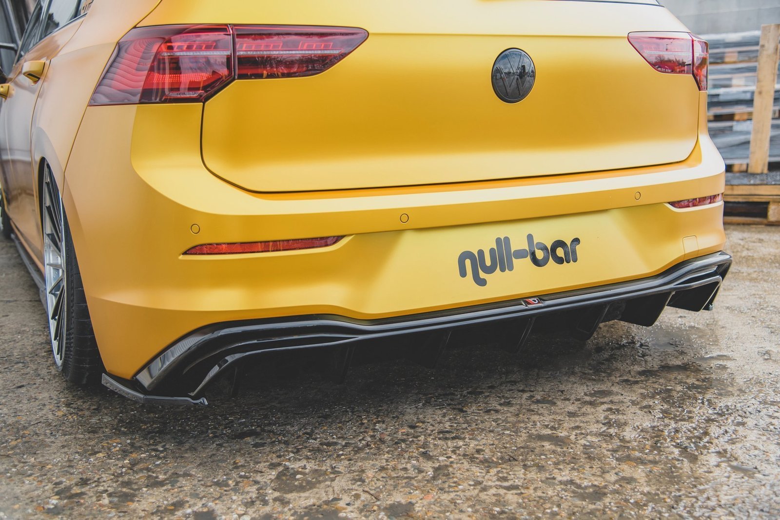 Splitters Laterales Traseros Volkswagen Golf Hatchback Mk8 - Imagen 4