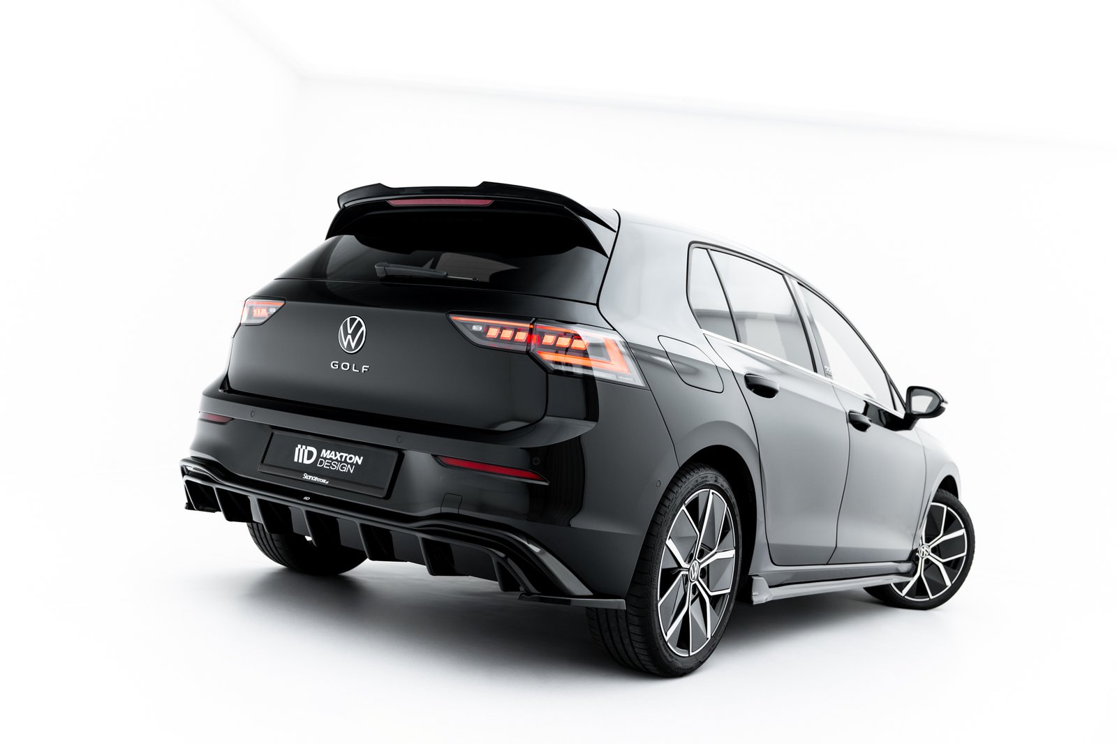 Splitters Laterales Traseros Volkswagen Golf Hatchback Mk8 - Imagen 9