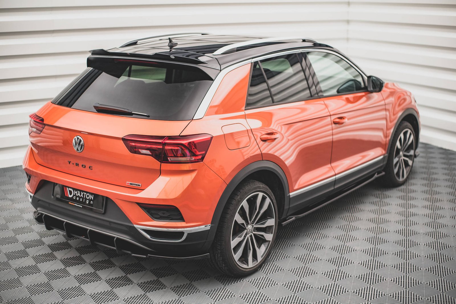 Splitters Laterales Traseros Volkswagen T-Roc Mk1 - Imagen 2