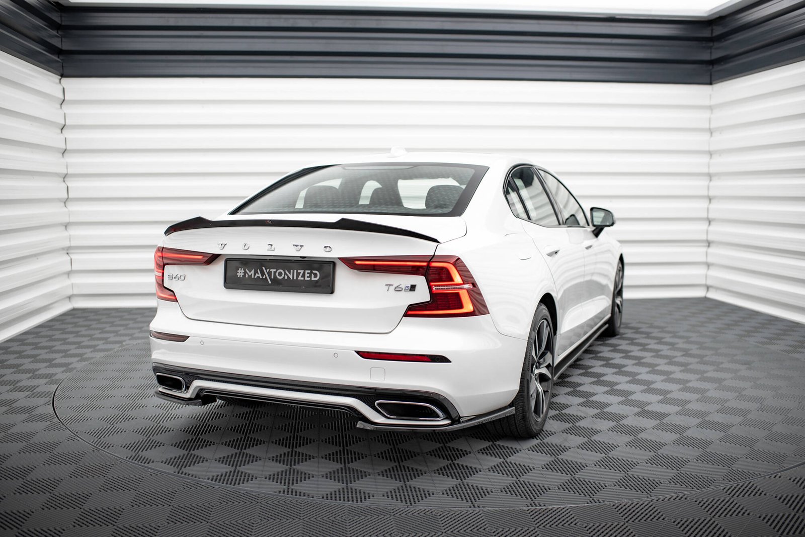 Splitters Laterales Traseros Volvo S60/V60 R-Design Mk3 - Imagen 3