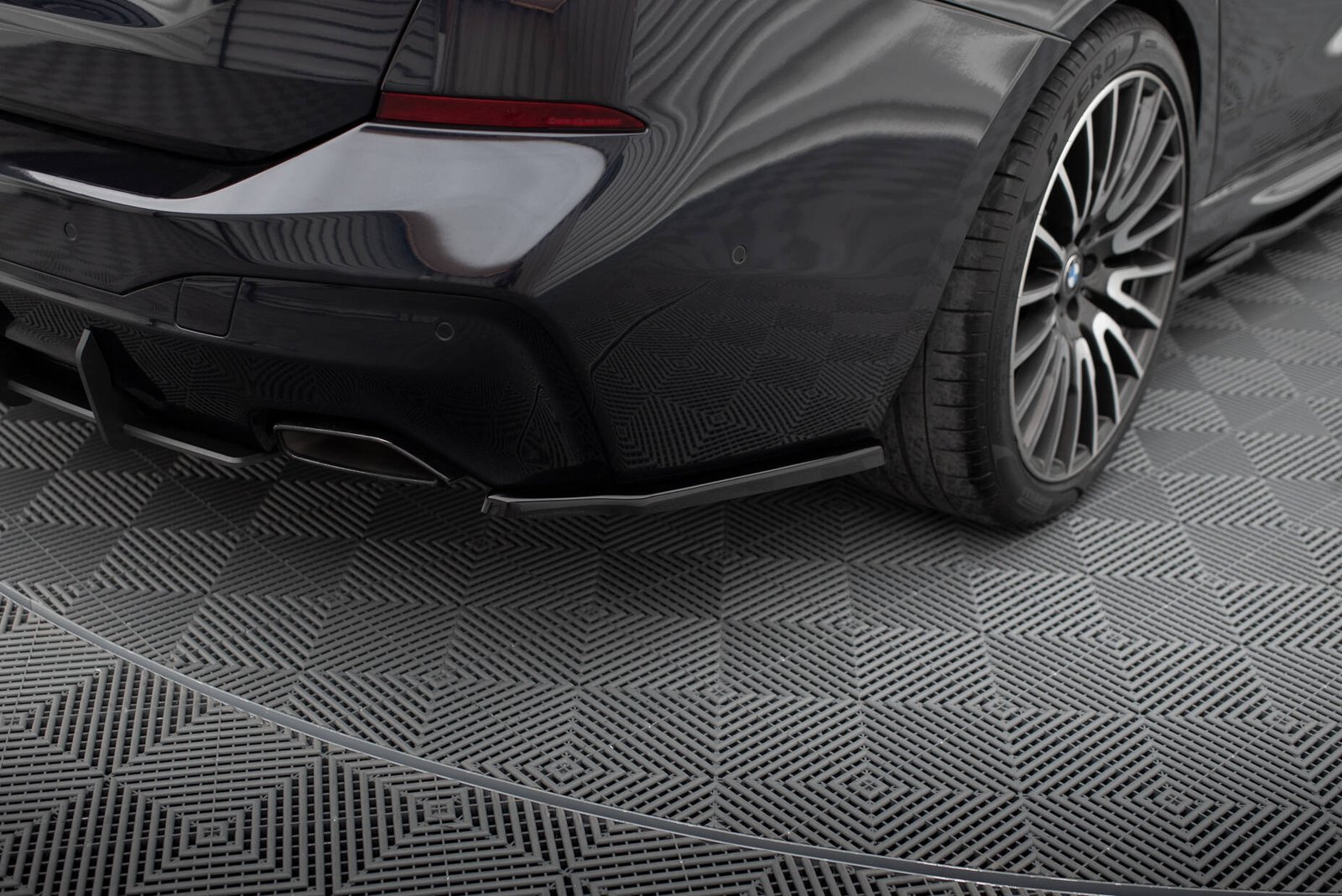 Splitters Laterales Traseros for BMW 6 GT G32 M-Pack