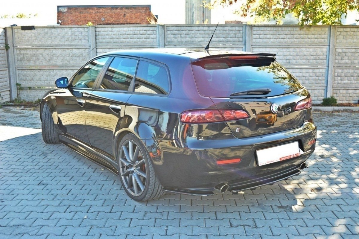 Splitter Trasero Alfa Romeo 159 (with vertical bars) - Imagen 3