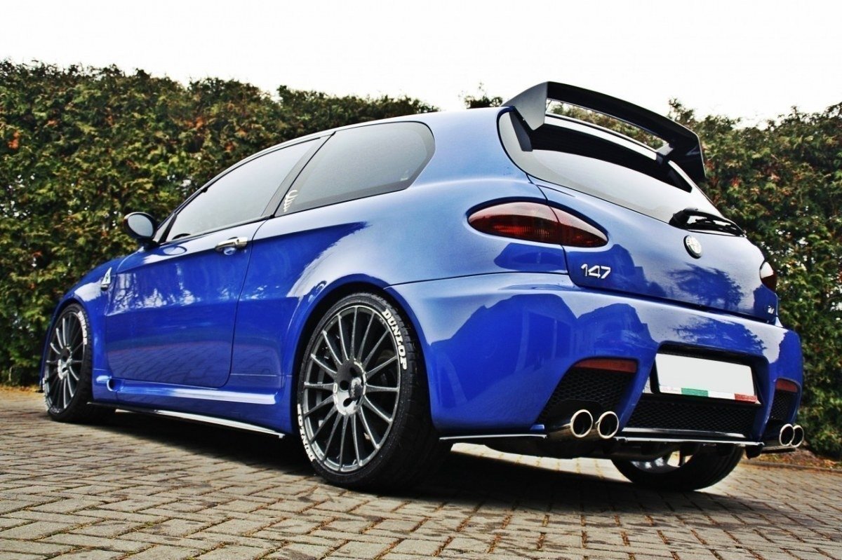 Splitter Trasero Alfa Romeo 147 GTA (with vertical bars) - Imagen 3