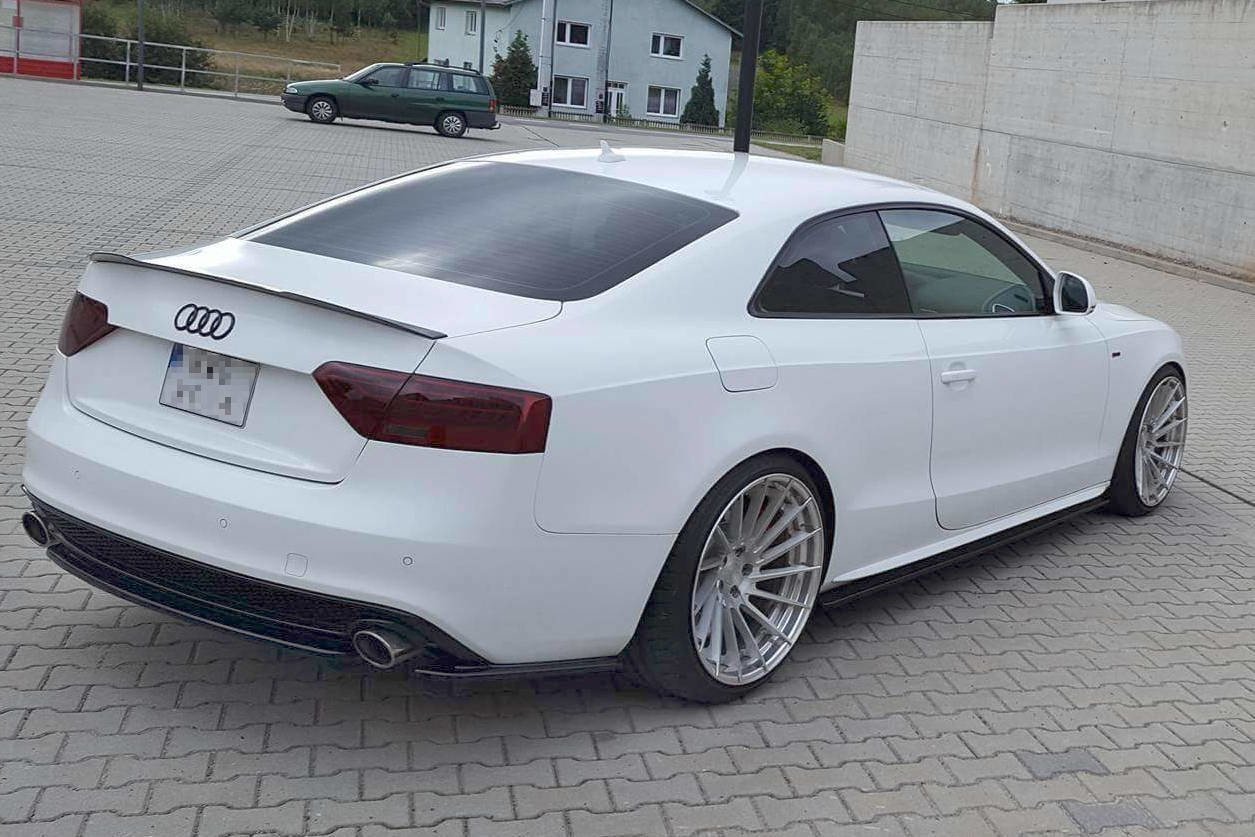Splitter Trasero Audi A5 S-Line 8T Facelift (without vertical bars) - Imagen 3