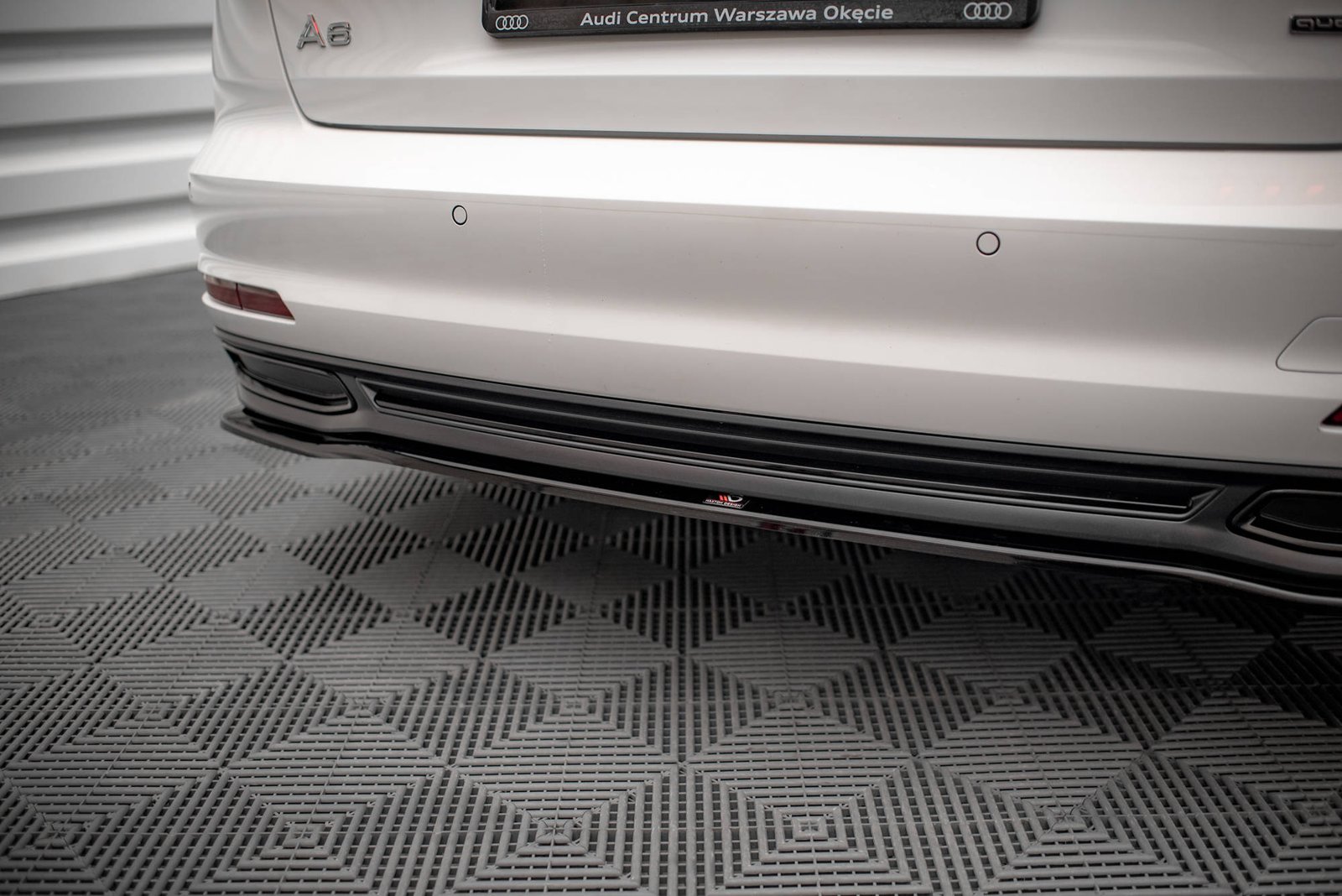 Splitter Trasero Audi A6 C8 - Imagen 3