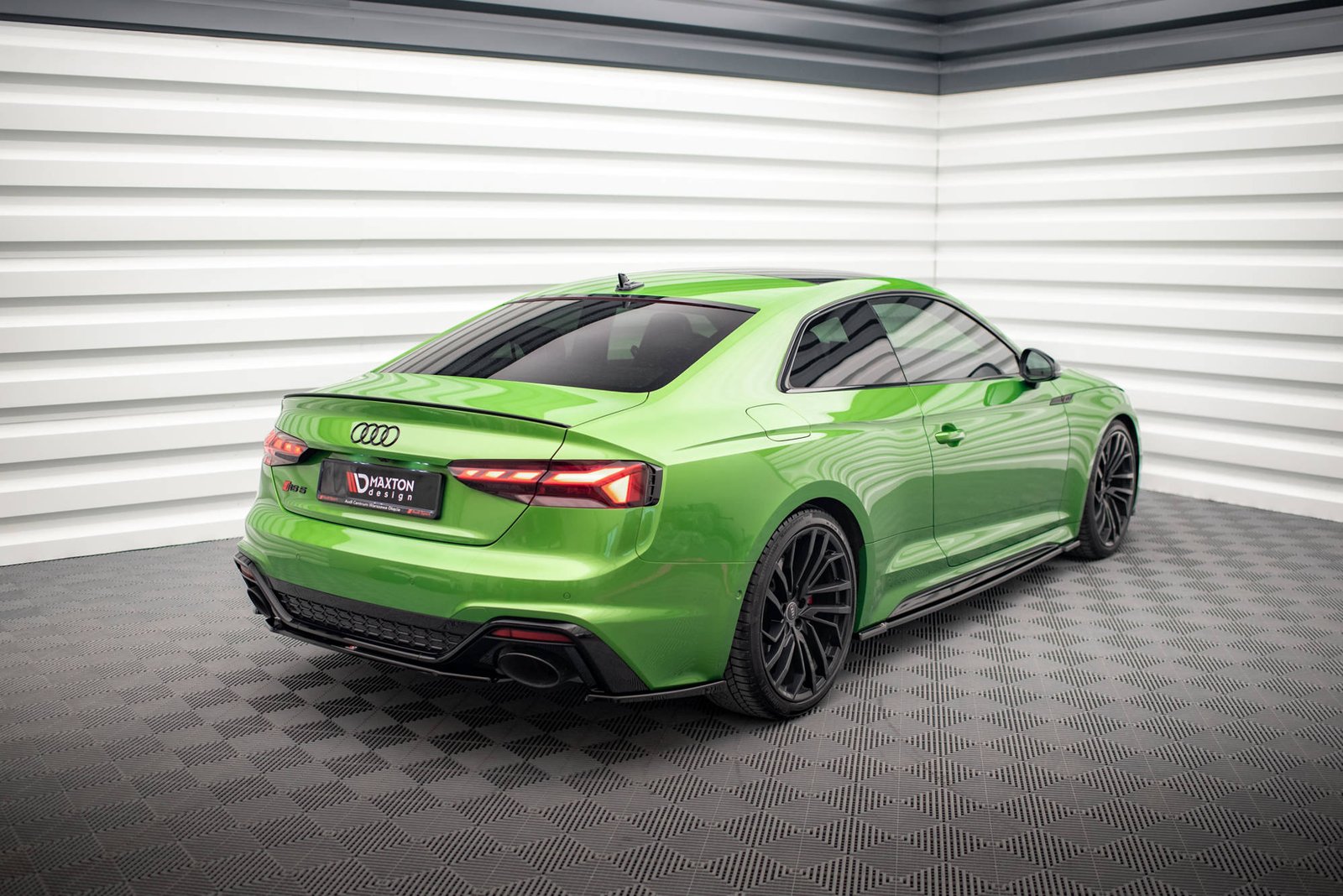 Splitter Trasero Audi RS5 F5 Facelift - Imagen 3