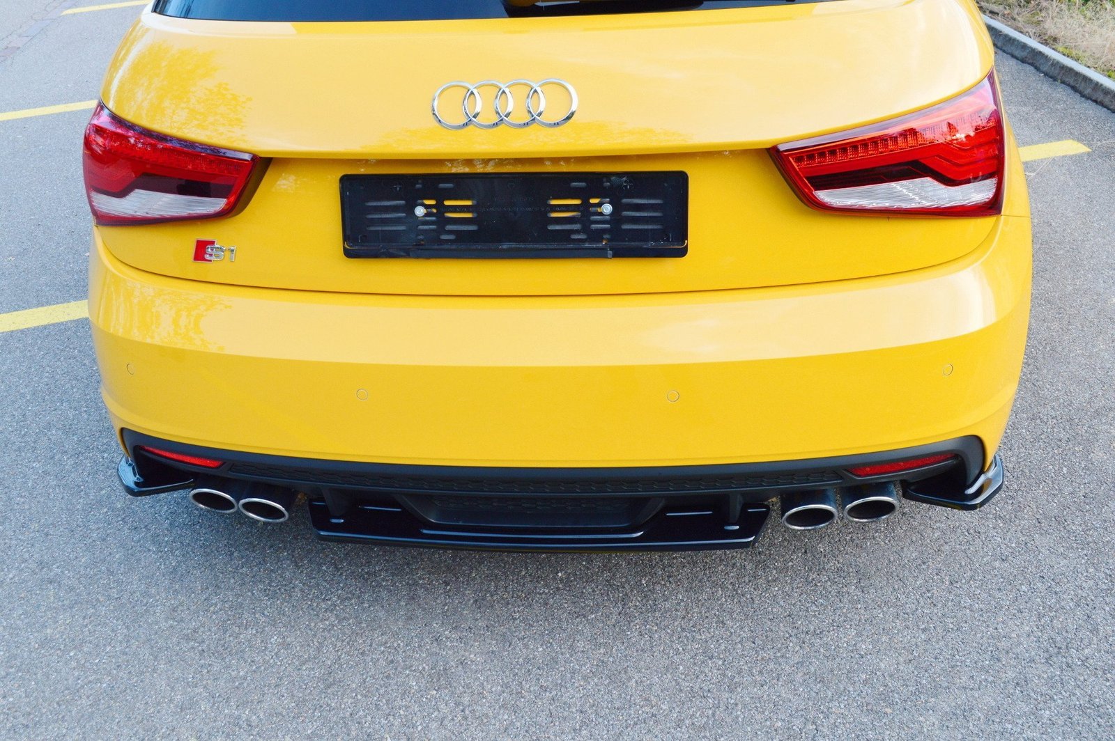 Splitter Trasero Audi S1 8X