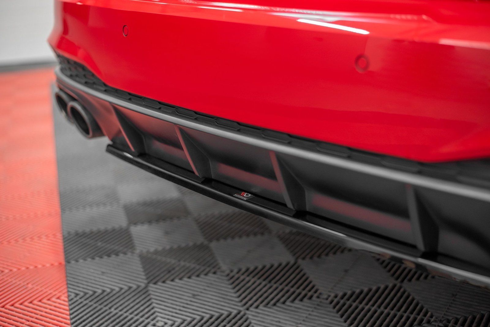 Splitter Trasero Audi S7 C8 - Imagen 4