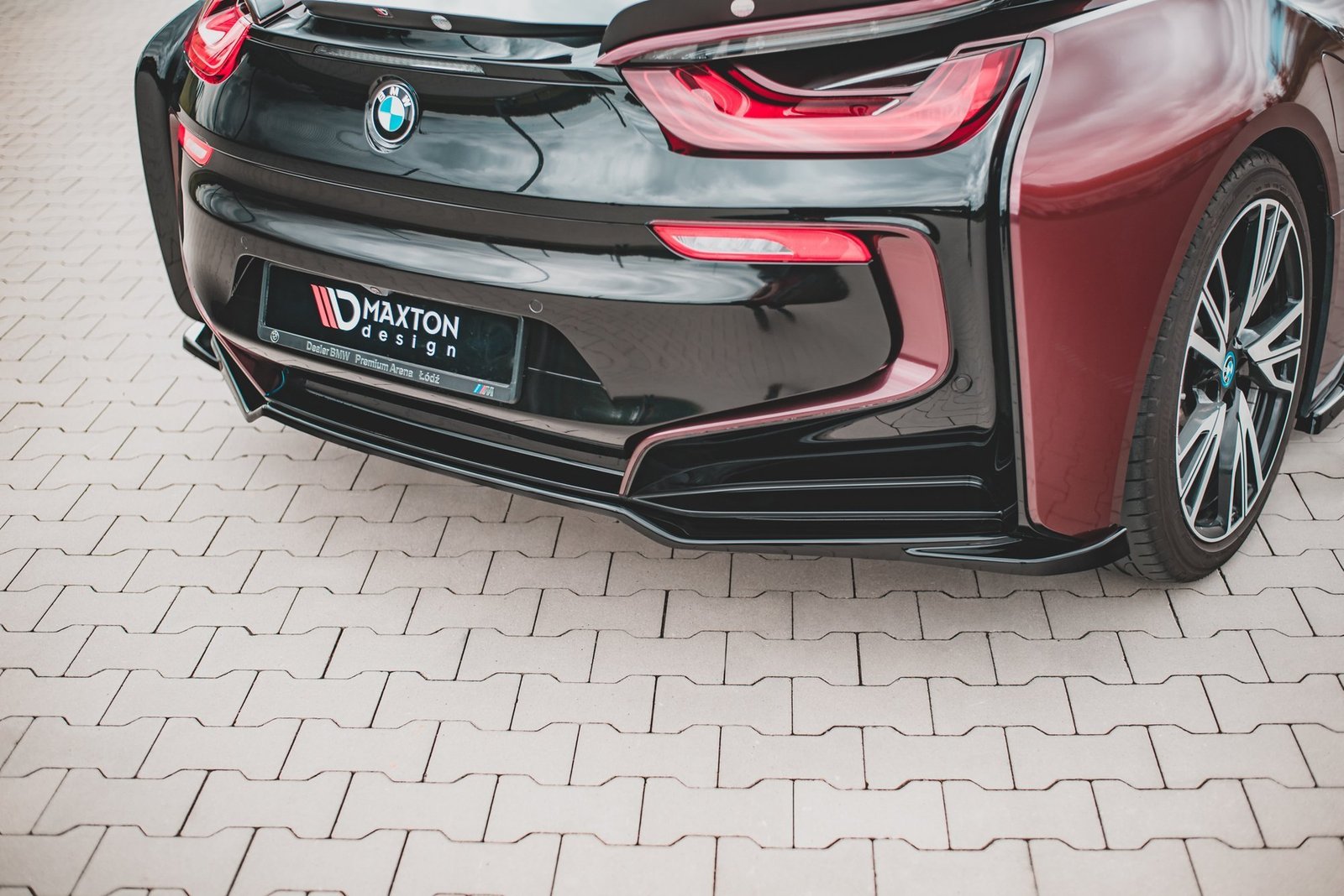 Splitter Trasero BMW i8 - Imagen 4