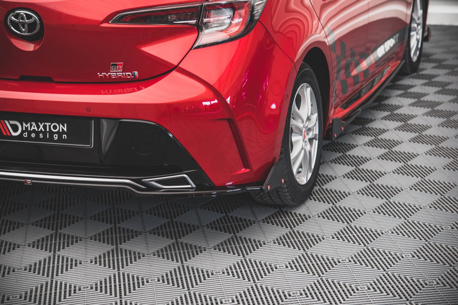 Splitter Trasero + Flaps Aerodinámicos Toyota Corolla GR Sport Hatchback XII - Imagen 2