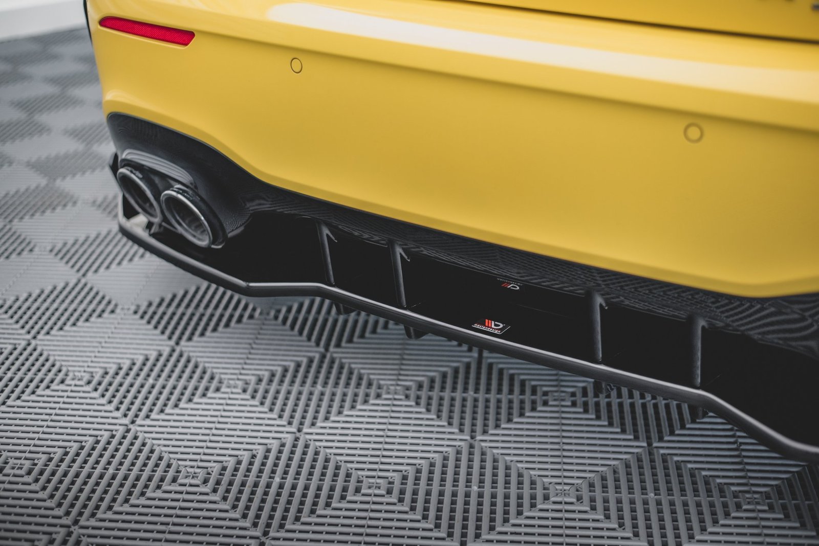 Splitter Trasero + Flaps Aerodinámicos for Mercedes-AMG A 45 S Aero Pack W177 - Imagen 2