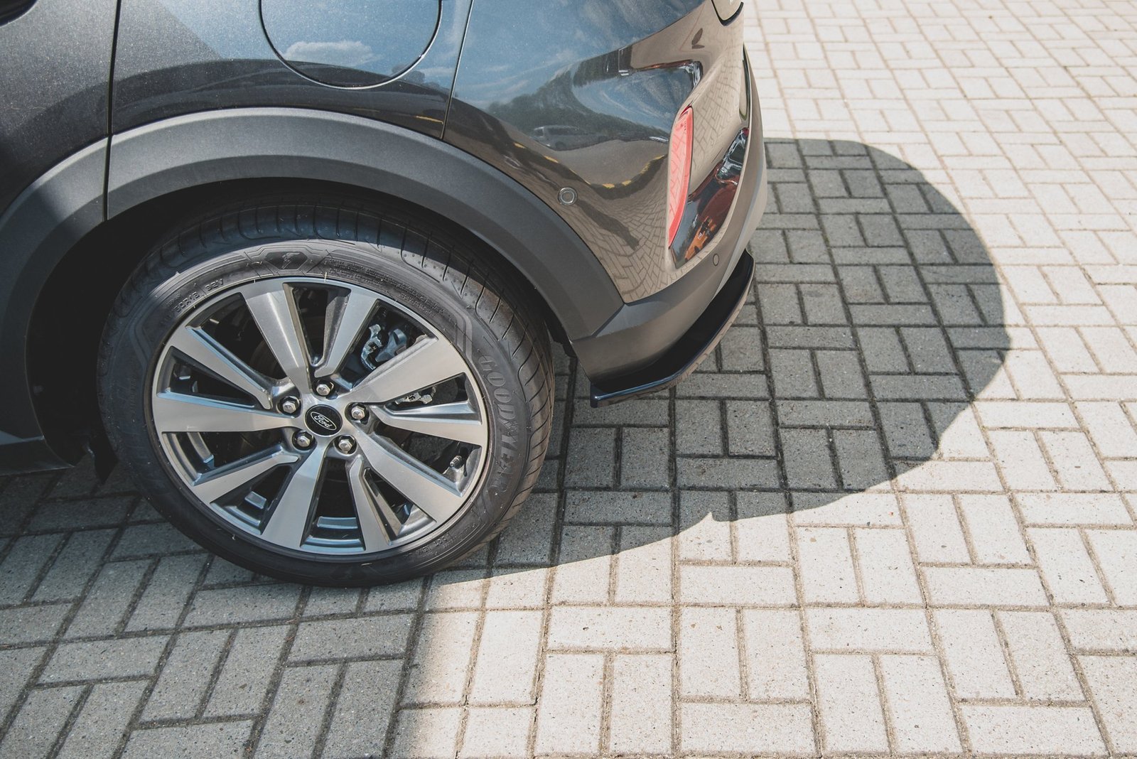 Splitter Trasero Ford Puma Mk1 - Imagen 2