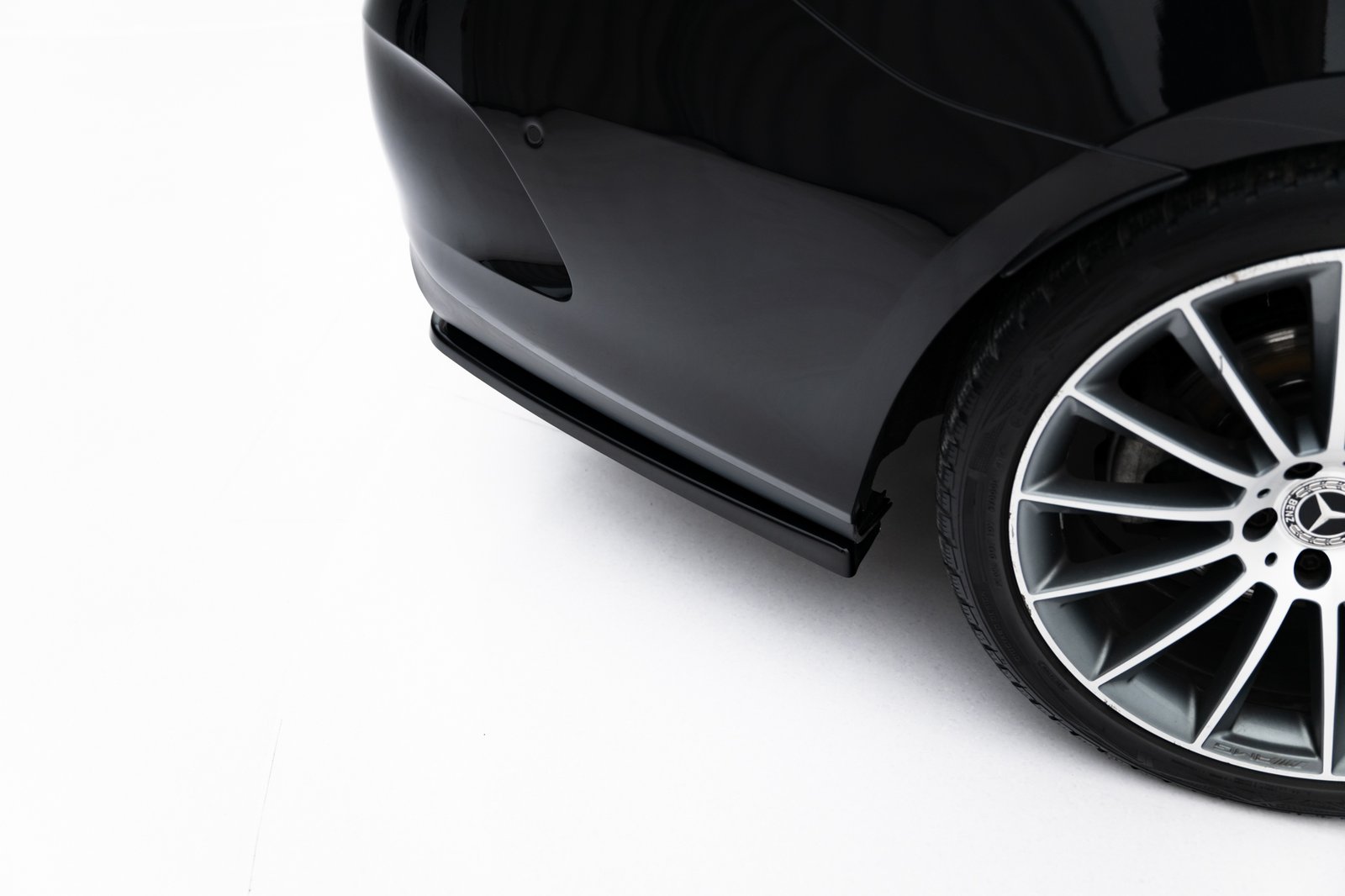 Splitter Trasero Mercedes-Benz CLS AMG-Line C257 - Imagen 5