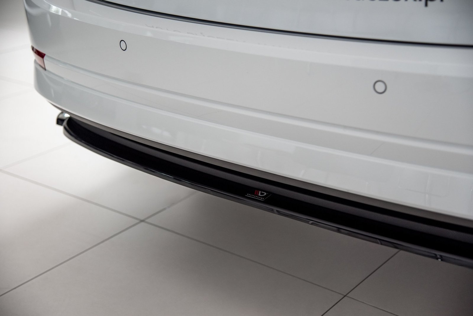 Splitter Trasero Skoda Octavia Mk4 - Imagen 3