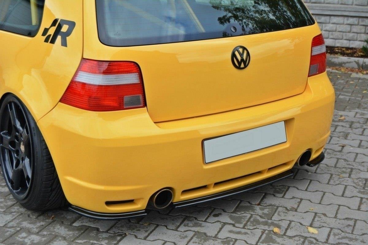 Splitter Trasero VW Golf IV R32 - Imagen 2