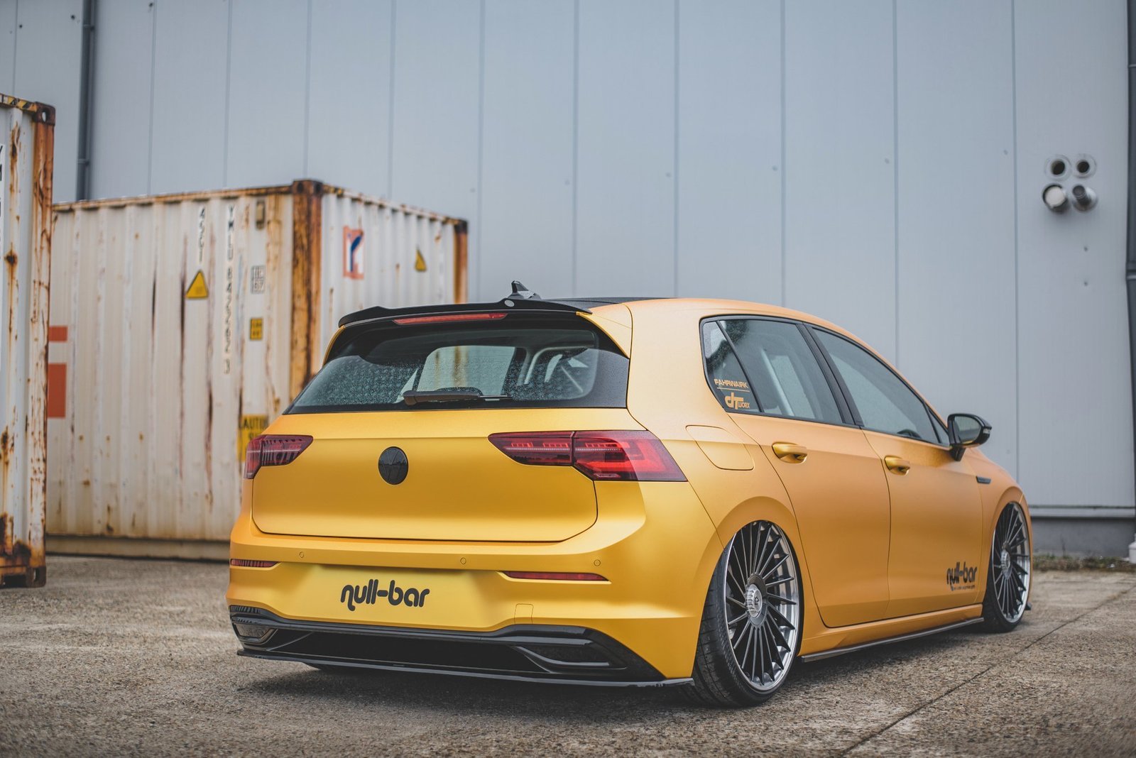Splitter Trasero Volkswagen Golf Hatchback Mk8 - Imagen 3