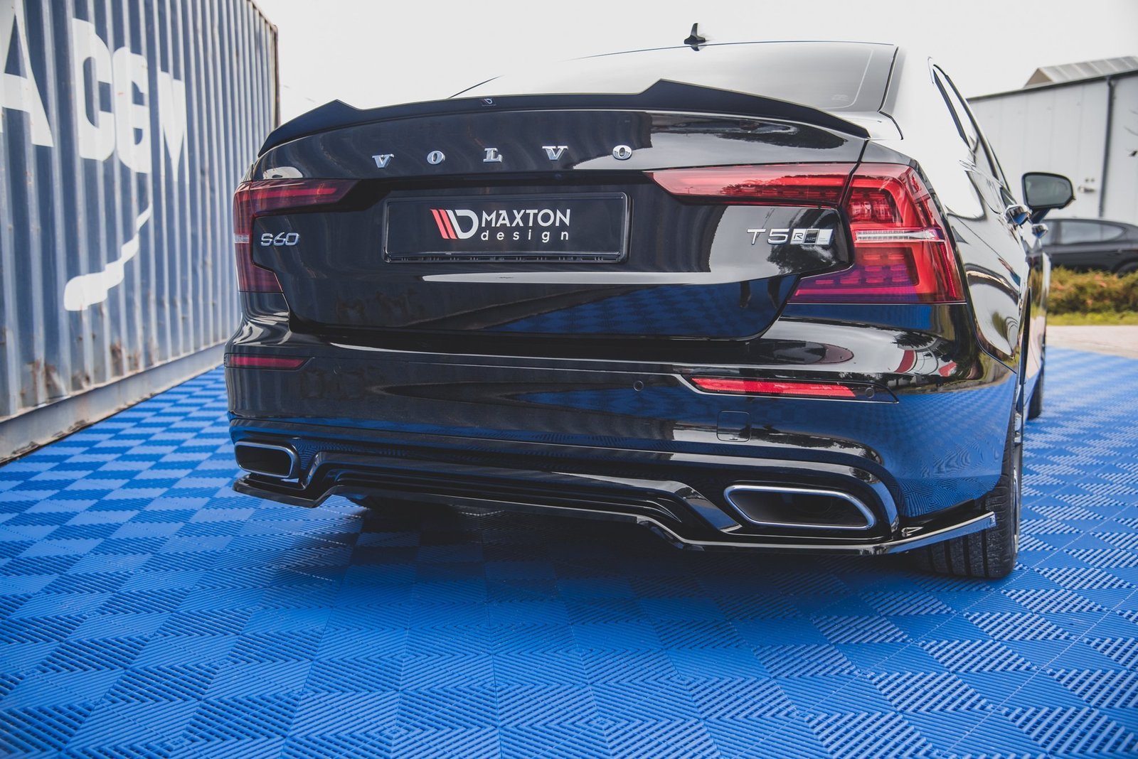 Splitter Trasero Volvo S60/V60 R-Design Mk3 - Imagen 4