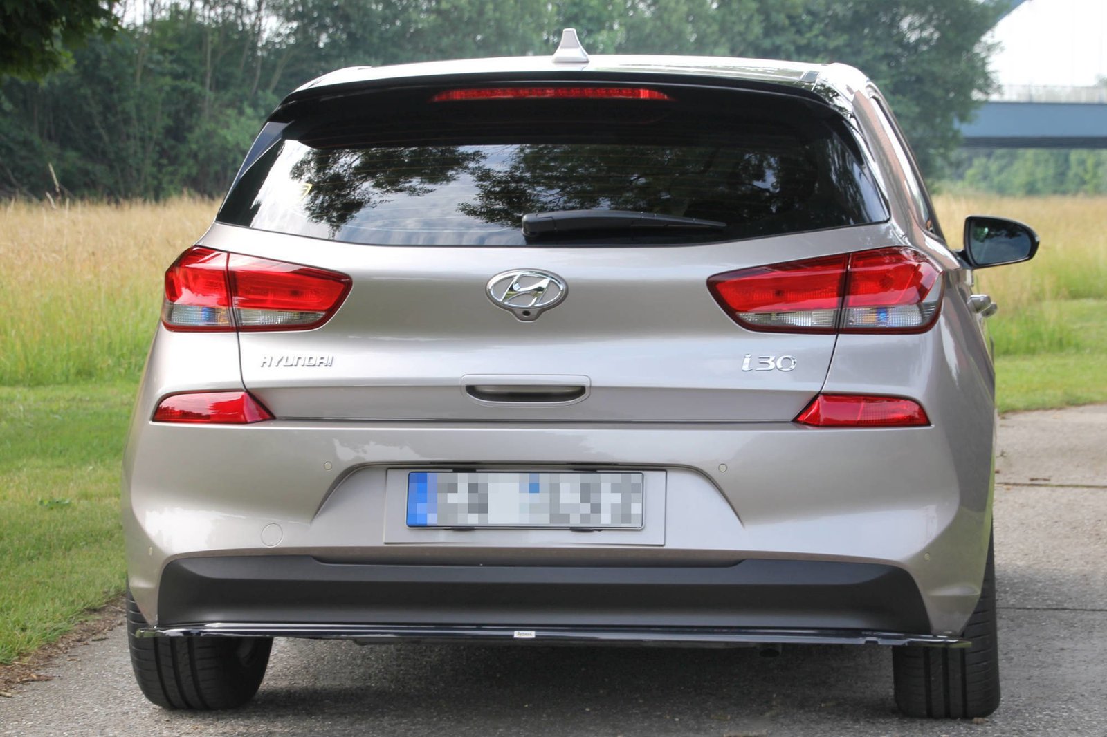 Splitter Trasero (Without Vertical Bars) Hyundai I30 MK3 Hatchback - Imagen 2