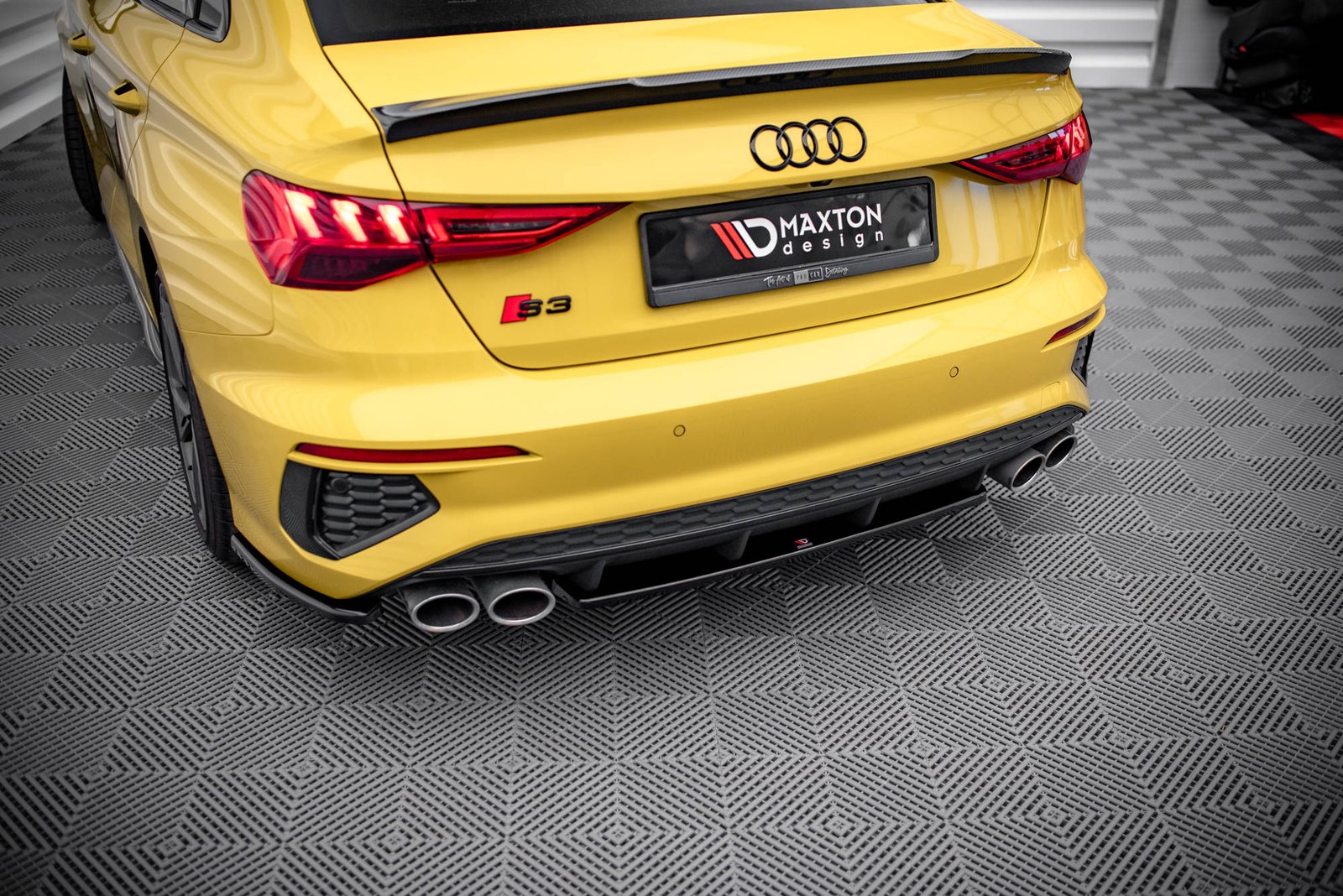Splitter Trasero for Audi S3 Sedan 8Y - Imagen 3