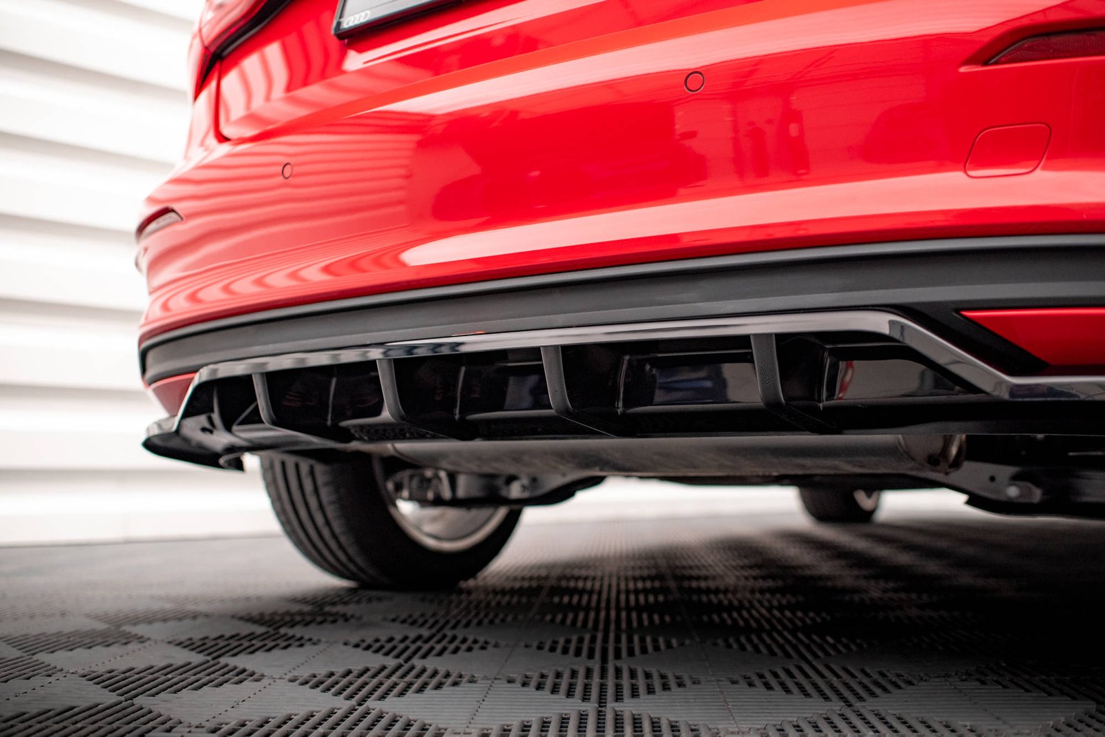Splitter Trasero (with vertical bars) Audi A3 Sportback 8Y - Imagen 2