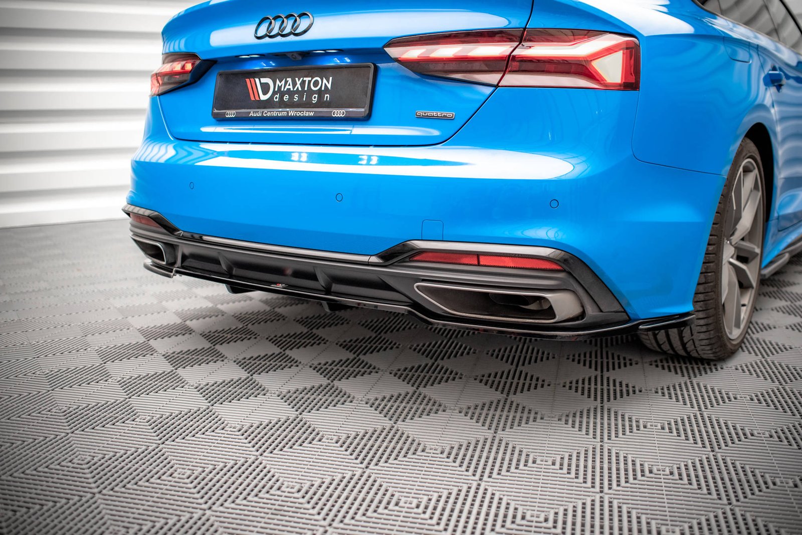 Splitter Trasero (with vertical bars) Audi A5 S-Line F5 Facelift - Imagen 3
